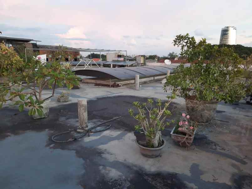 dijual kost siwalankerto