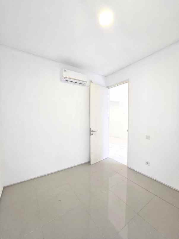 dijual northwest park citraland surabaya barat