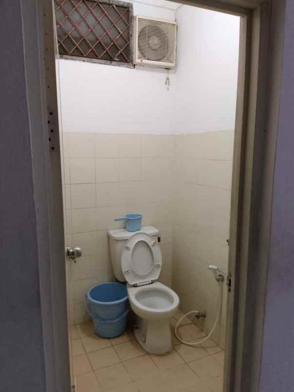 dijual ruko 3 lantai di d mall margonda depok