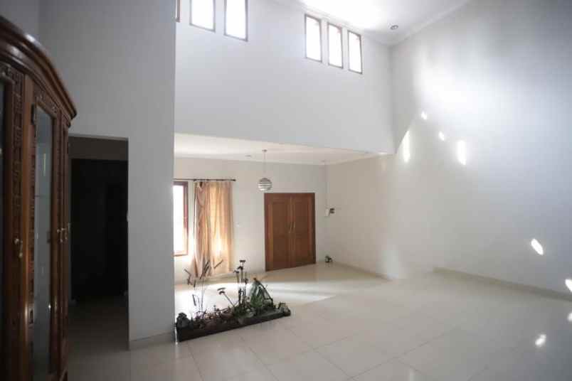 dijual ruko gudang kantor area cilandak dekat citos