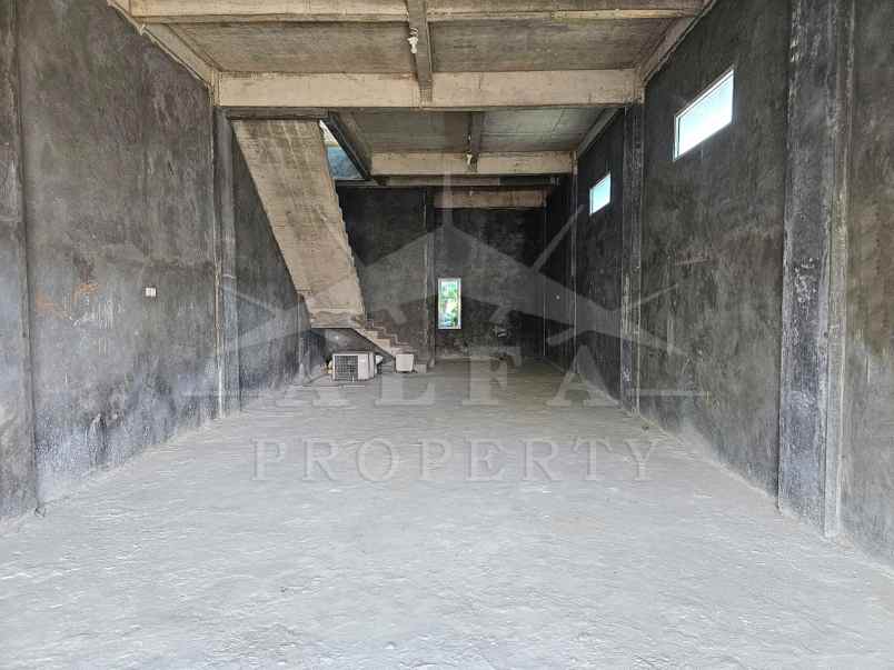 dijual ruko gudang kantor jalan adi sucipto