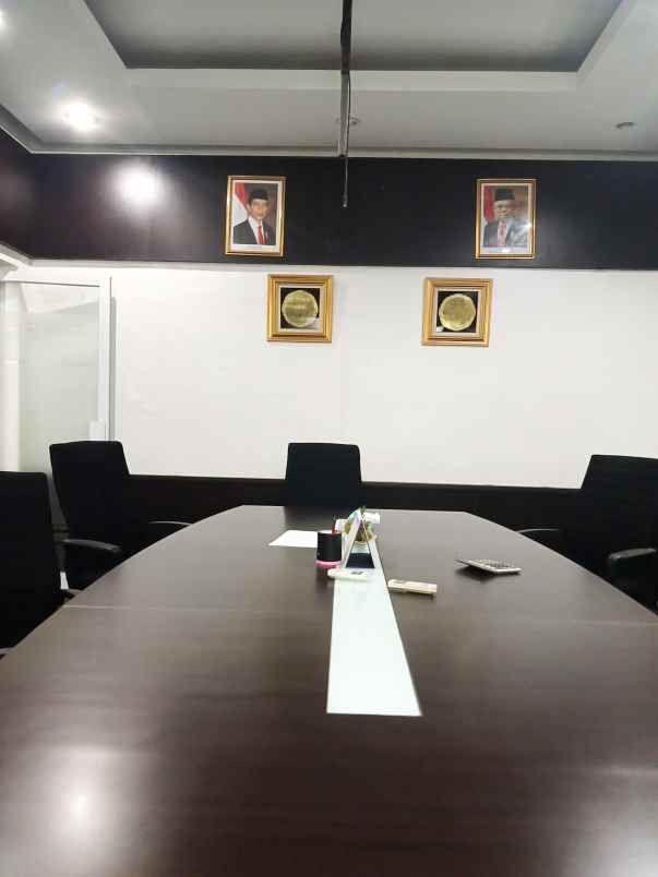 dijual ruko gudang kantor jalan celebration