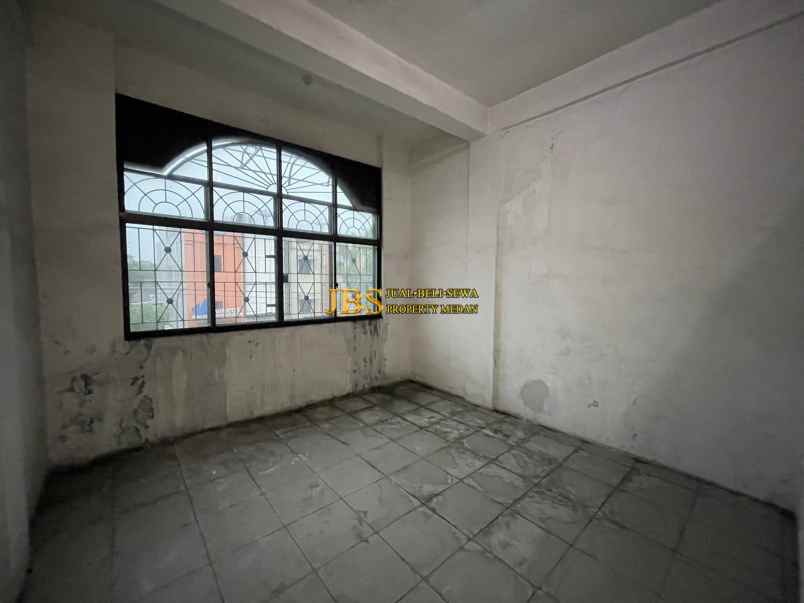 dijual ruko gudang kantor jalan gaharu