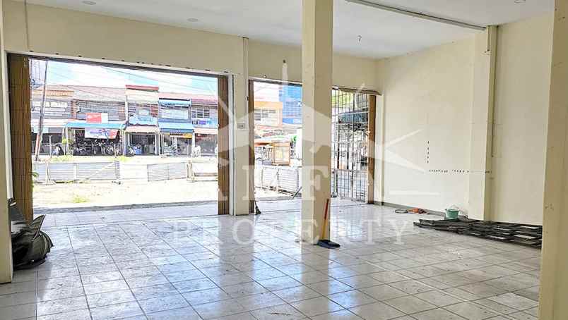 dijual ruko gudang kantor jalan m yamin