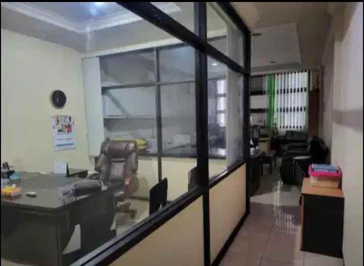 dijual ruko gudang kantor jalan raya tidar pusat