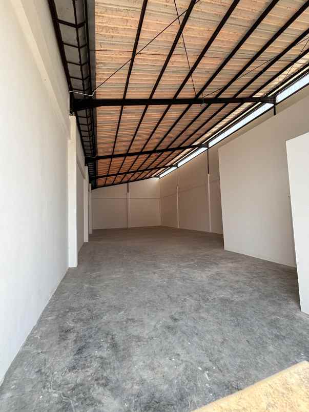 dijual ruko gudang kantor jl nasional no 24 112