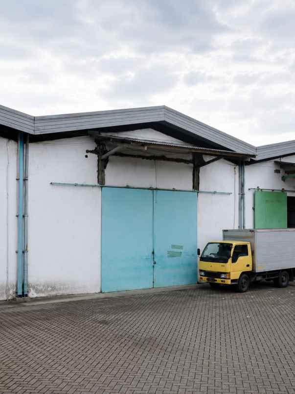 dijual ruko gudang kantor margomulyo permai