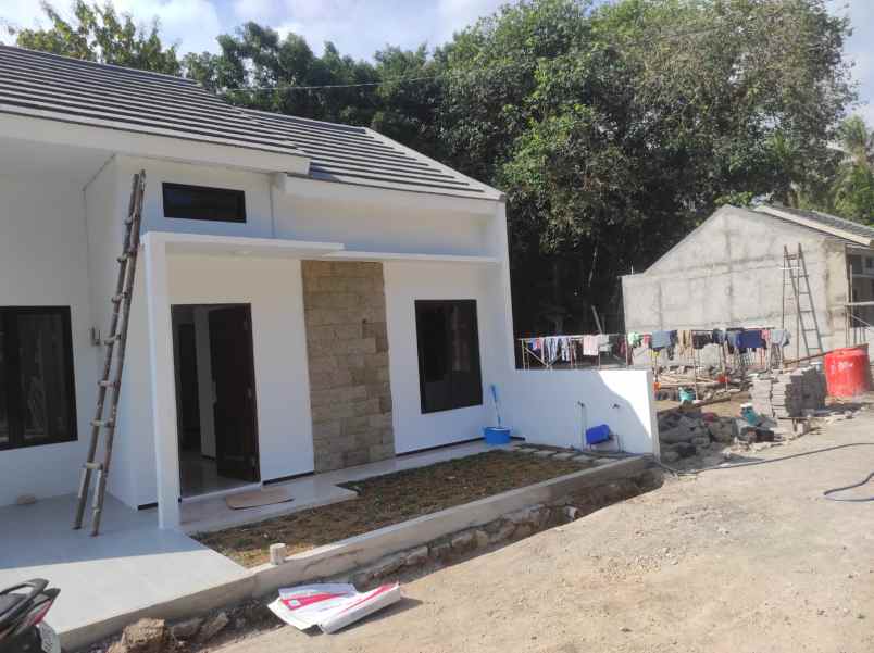 dijual rumah argomulyo sedayu bantul