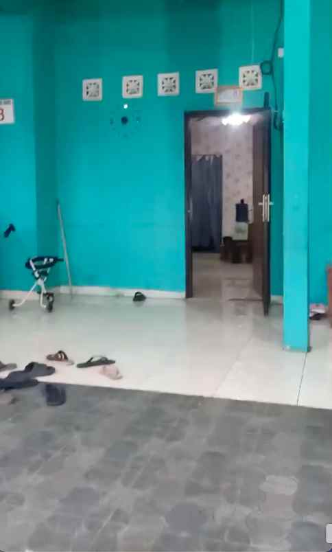 dijual rumah bambu apus