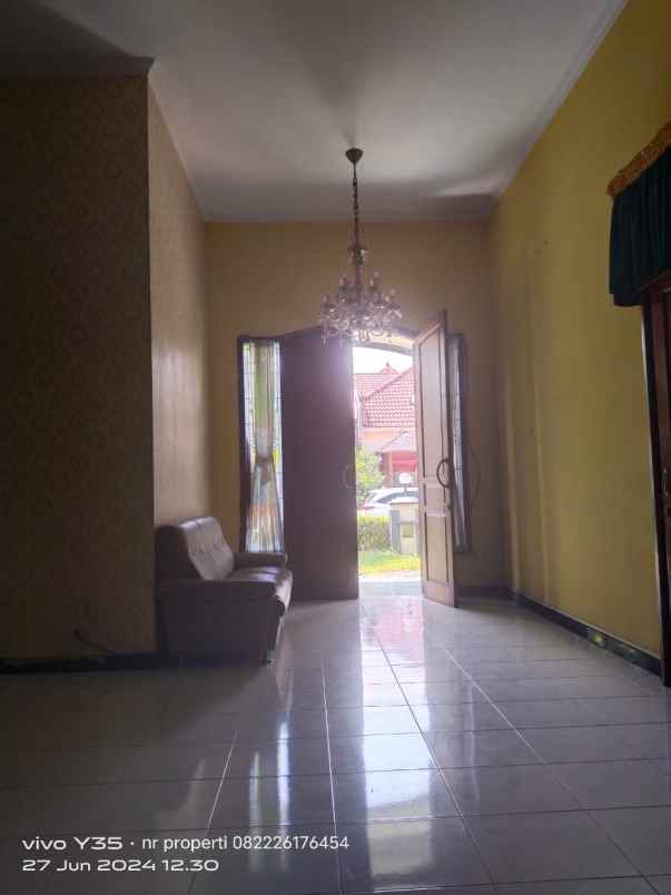 dijual rumah banyumanik