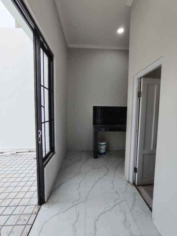 dijual rumah baru dekat gdc kalibaru depok