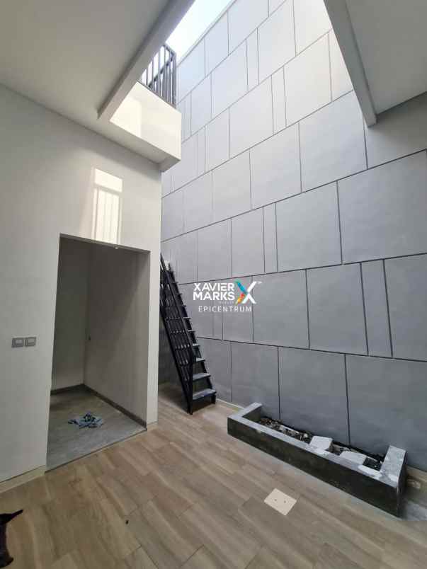 dijual rumah baru di manyar kertoadi lebar 10