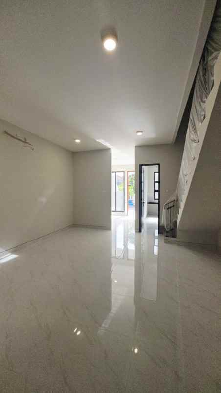 dijual rumah baru gress minimalis di baruk utara