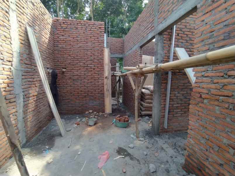 dijual rumah barukan manisrenggo klaten