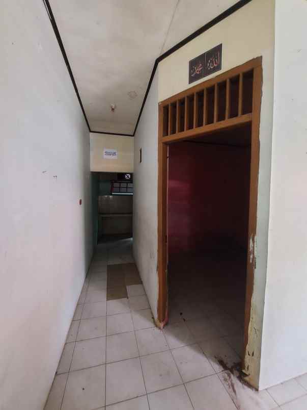 dijual rumah beji