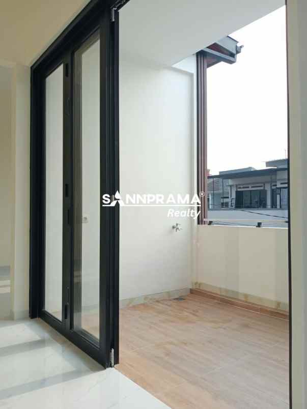 dijual rumah beji depok