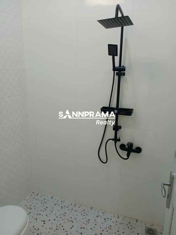 dijual rumah beji depok