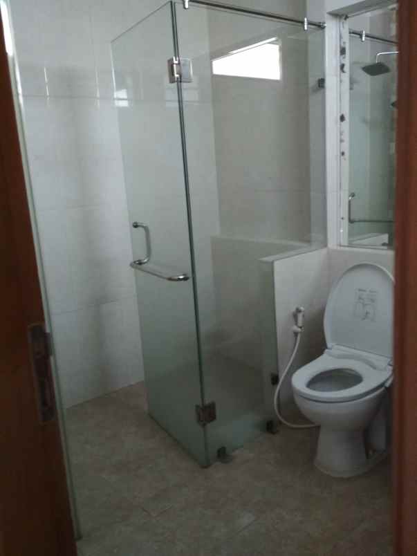 dijual rumah berlian cilandak