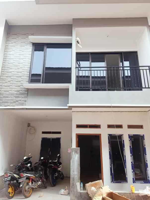 dijual rumah bintara 3