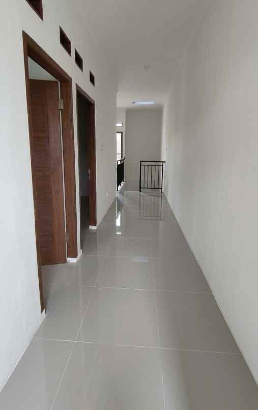 dijual rumah bintara