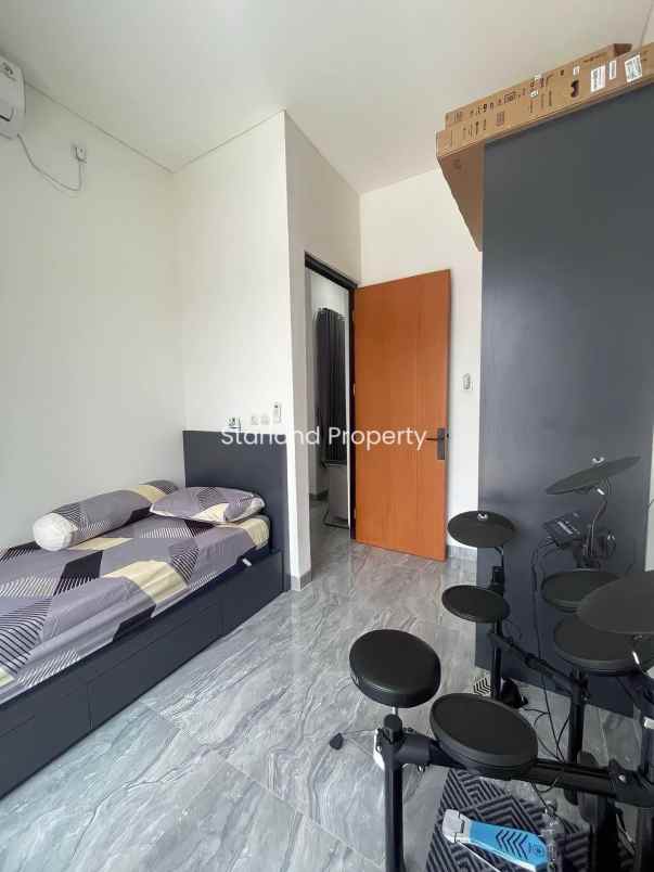 dijual rumah bintaro