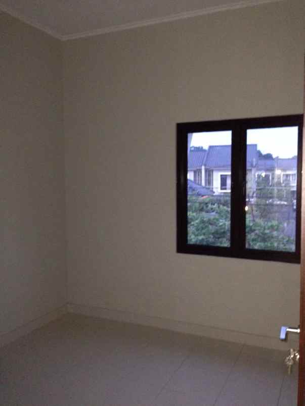 dijual rumah bintaro