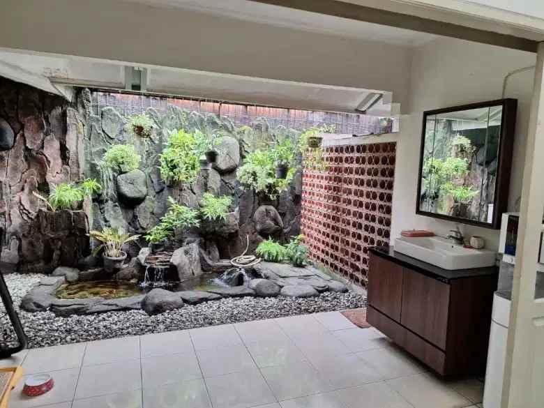 dijual rumah bintaro sektor 7