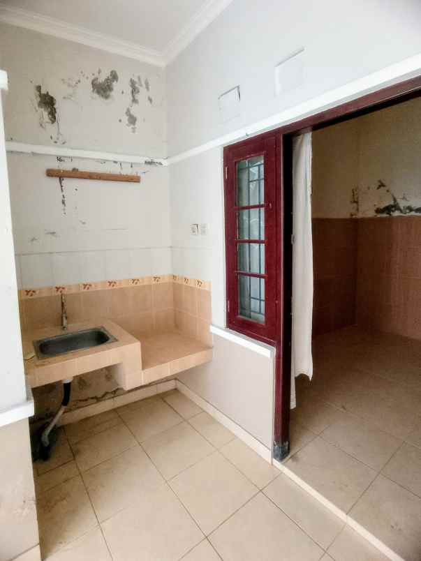 dijual rumah candi gebang