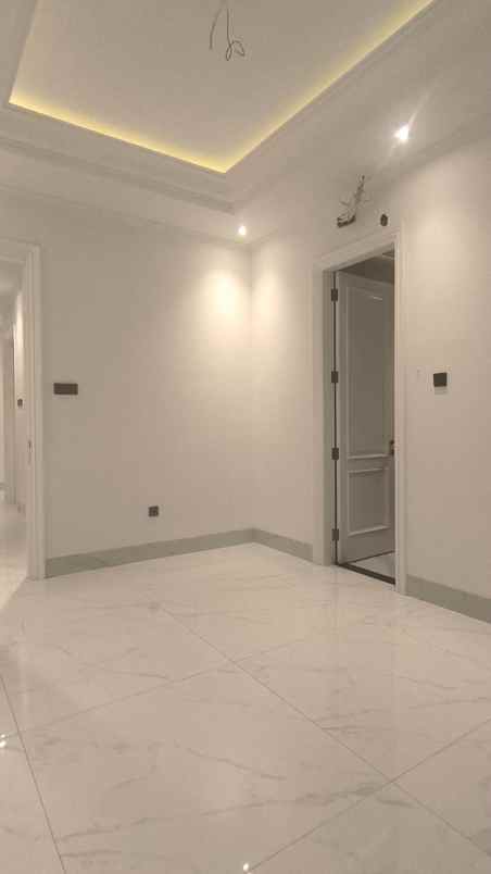 dijual rumah cempaka putih