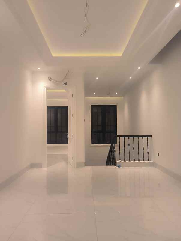 dijual rumah cempaka putih