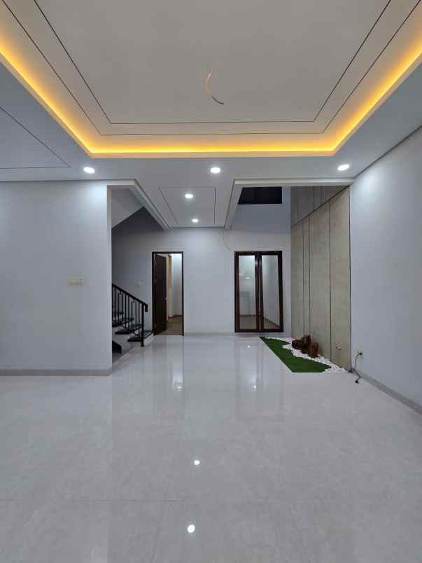 dijual rumah cempaka putih jakarta pusat