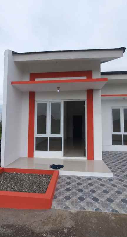 dijual rumah cibiru