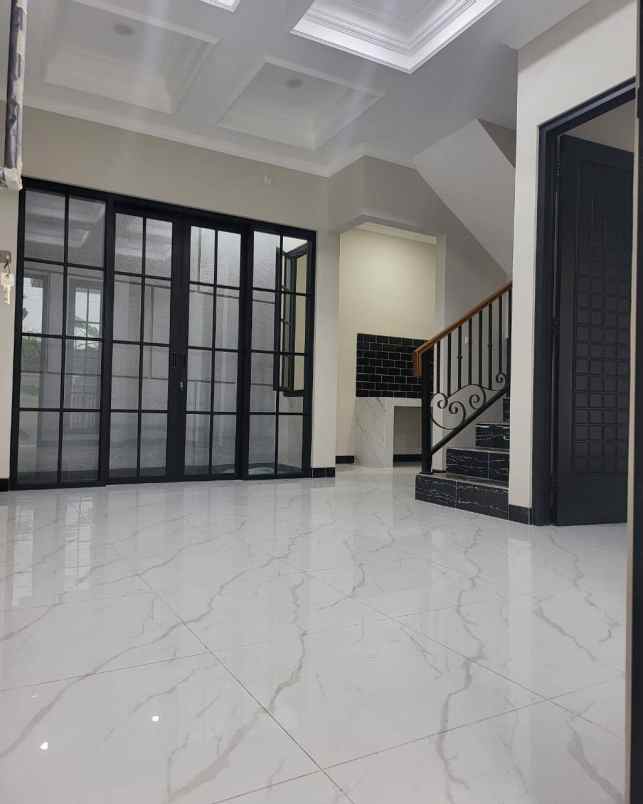 dijual rumah cibubur