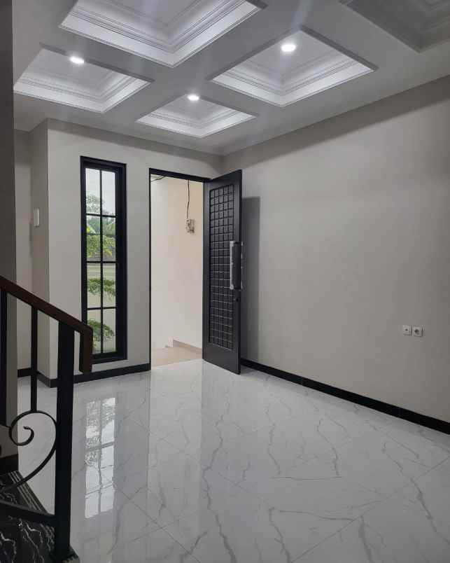 dijual rumah cibubur