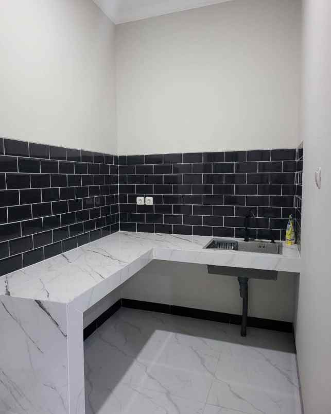 dijual rumah cibubur