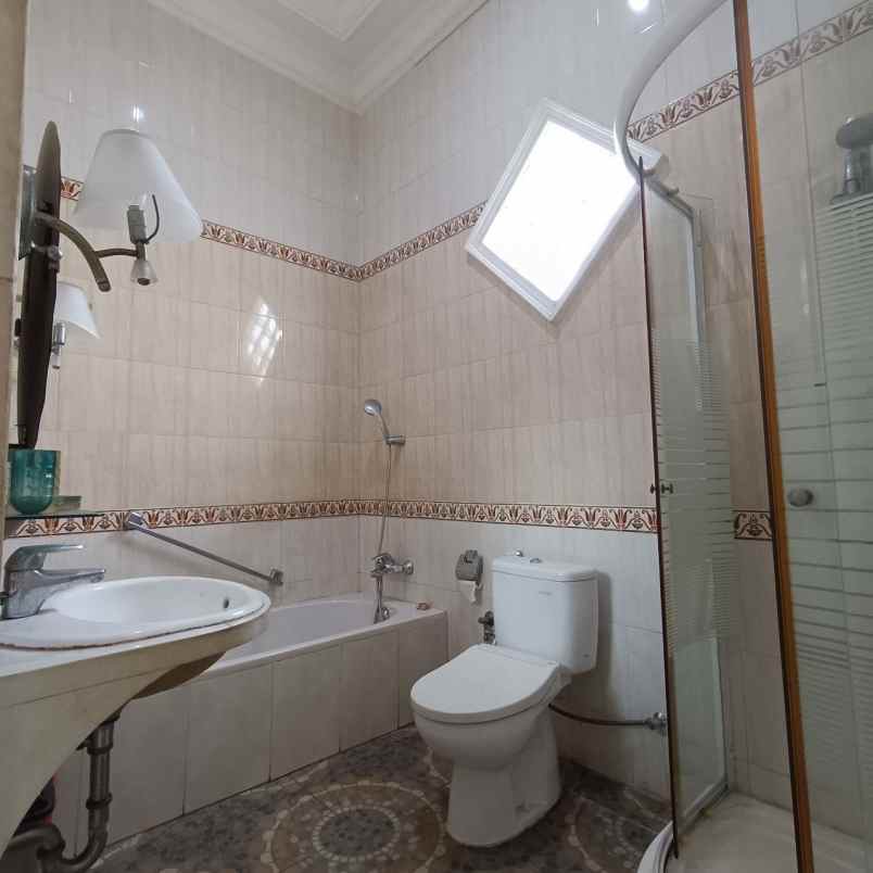 dijual rumah cimanggis cibubur