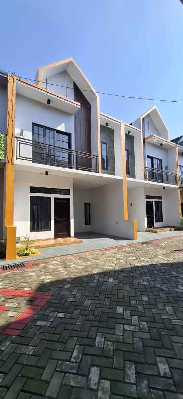 dijual rumah cimanggis depok