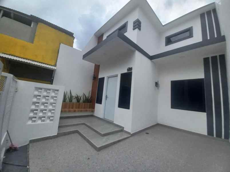 dijual rumah cimuning mustika jaya