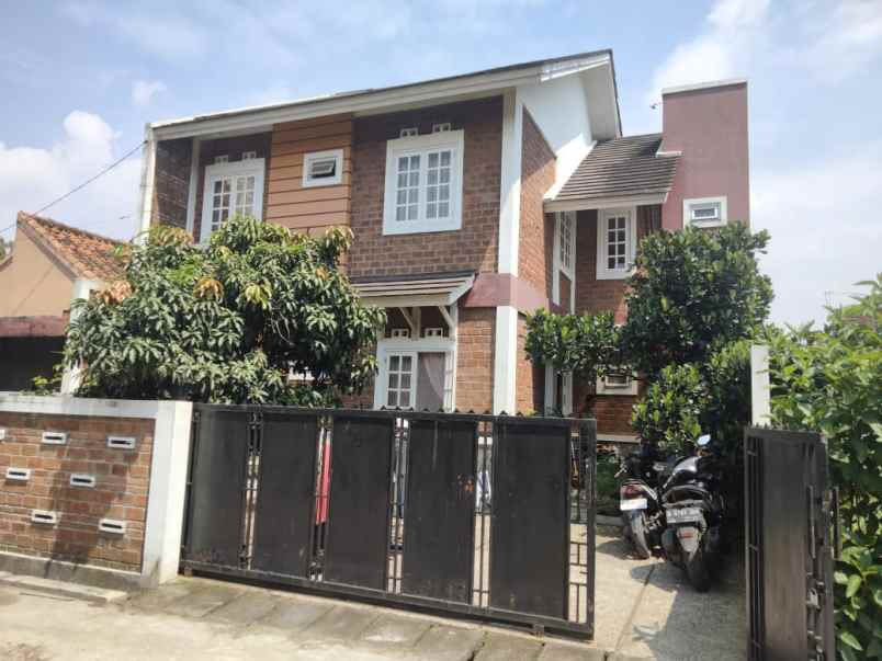 dijual rumah cipagalo soreang