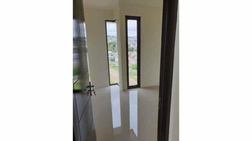 dijual rumah cipageran kec cimahi utara