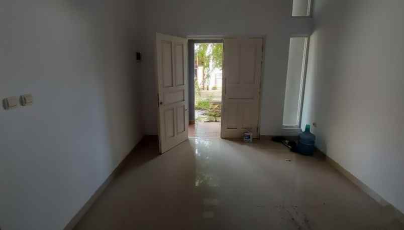 dijual rumah cipayung depok