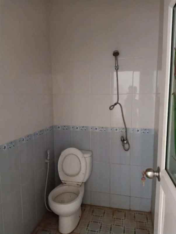 dijual rumah cipayung depok