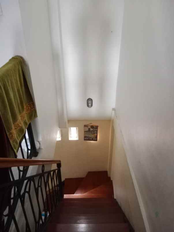 dijual rumah cipayung jakarta timur