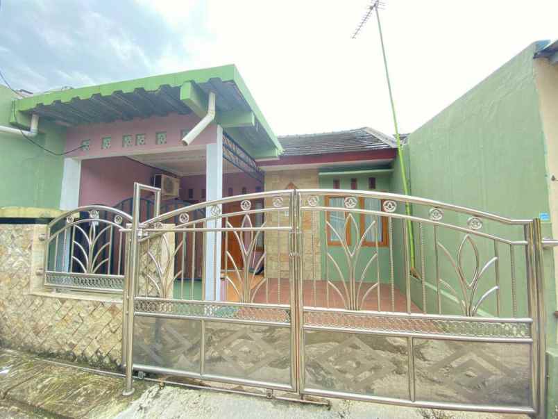 dijual rumah ciperna