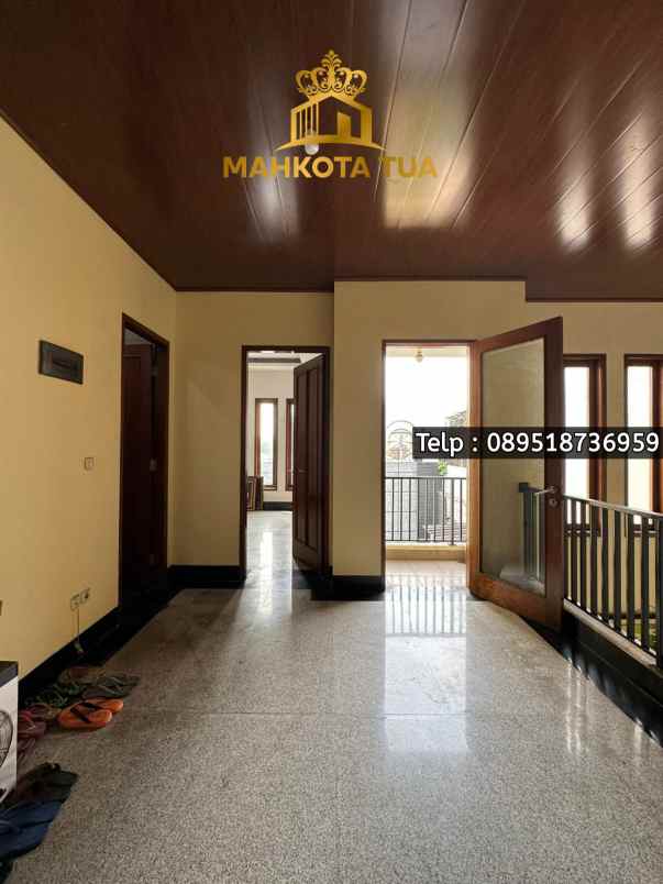 dijual rumah cipete utara
