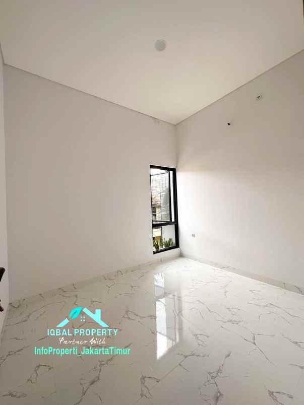 dijual rumah cipinang jaya