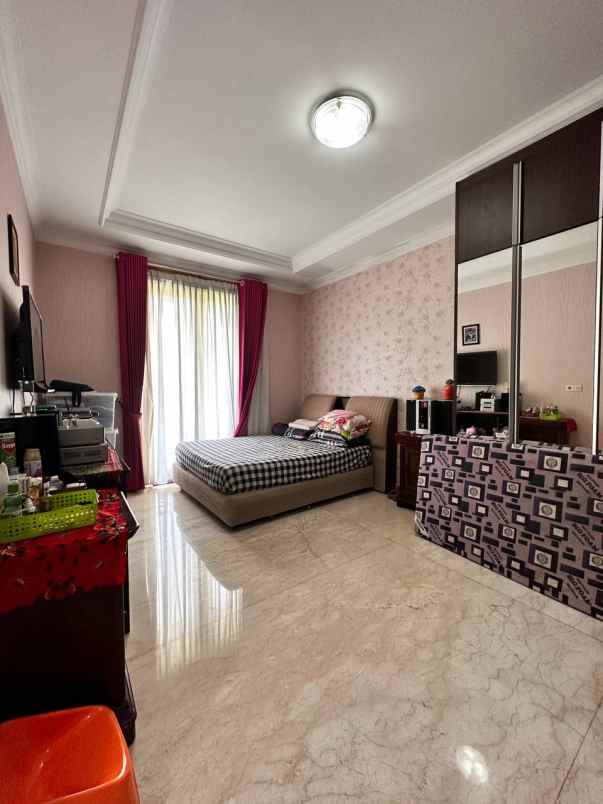 dijual rumah cipinang muara