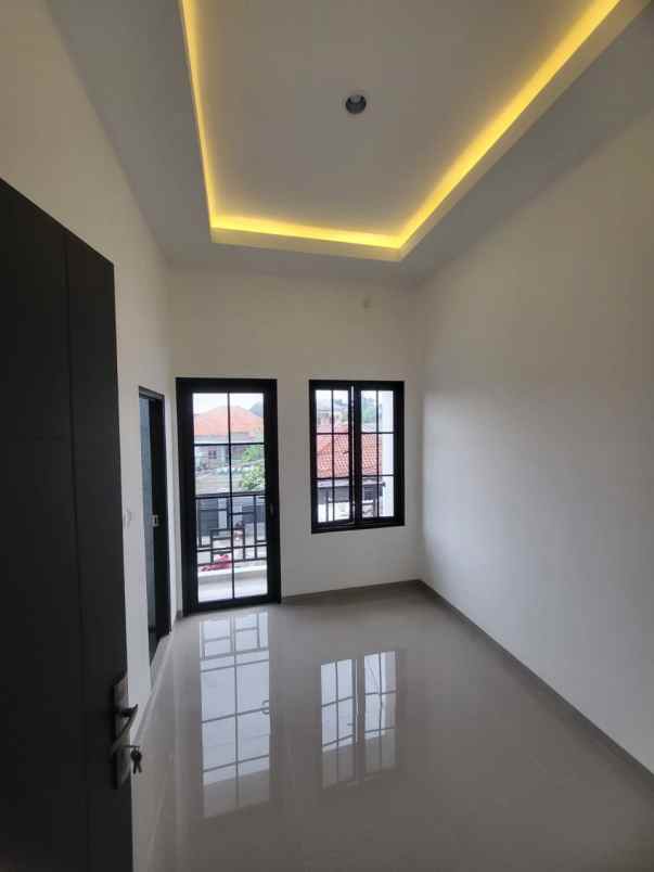 dijual rumah ciracas jakarta timur