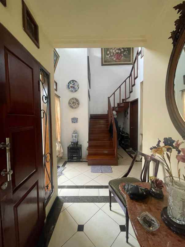dijual rumah cirendeu pisangan ciputat