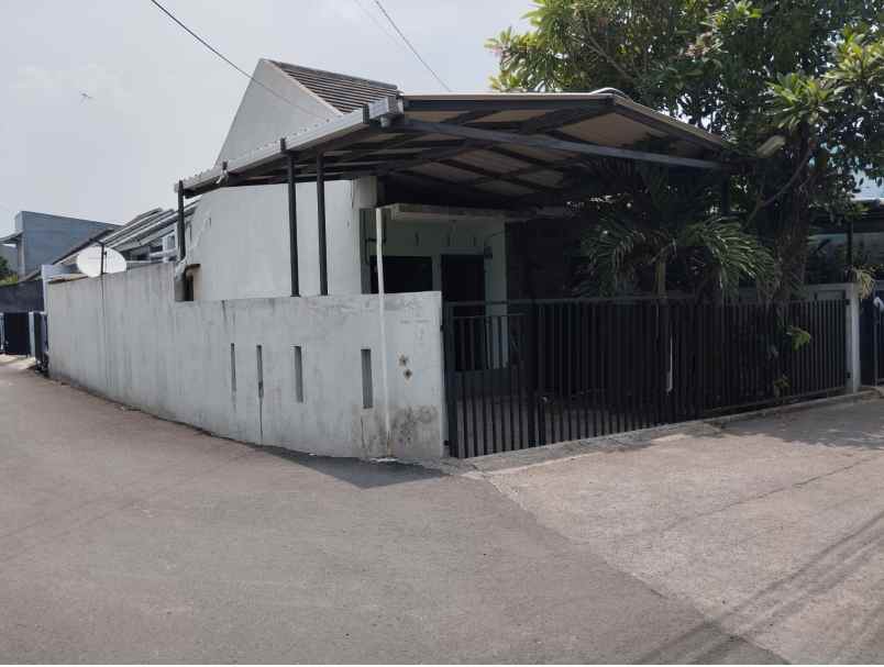 dijual rumah cisaranten kulon